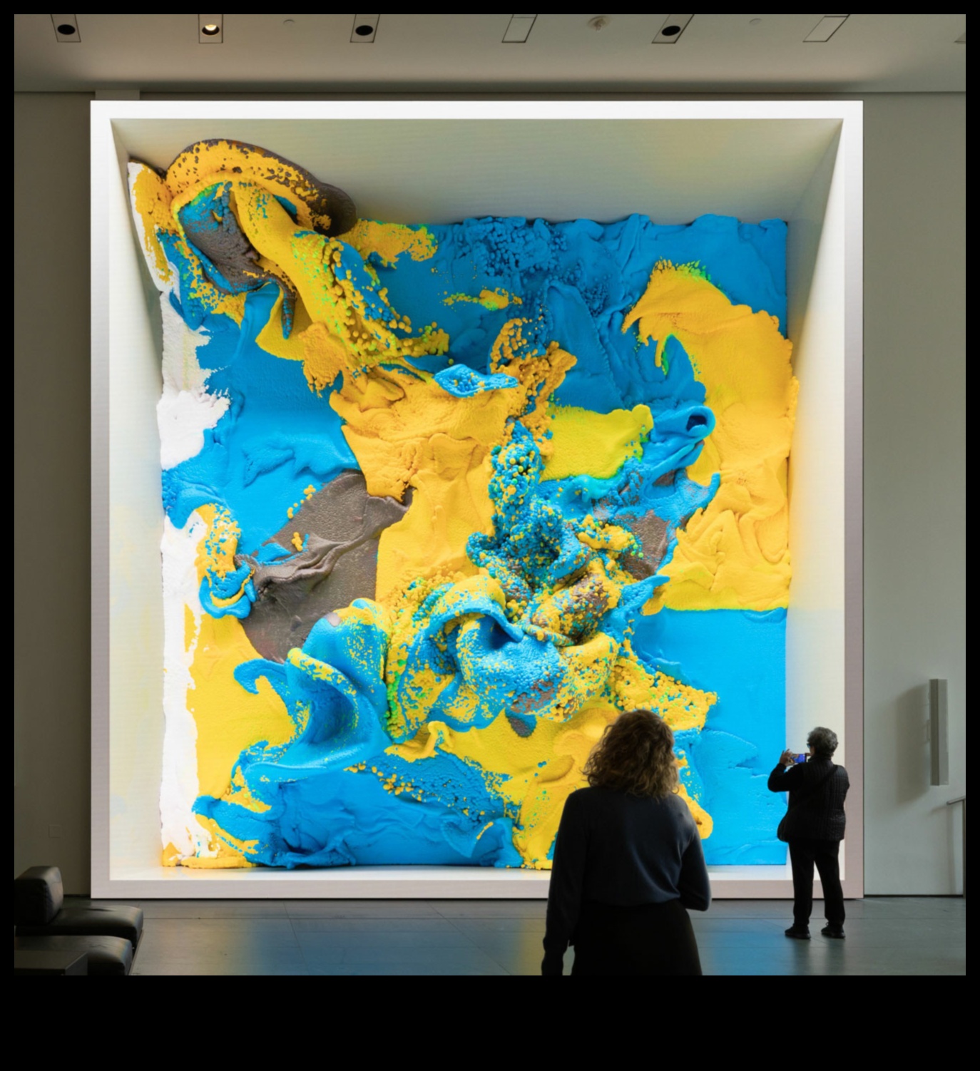 תובנות התקנה: חוויות מרחביות באמנות מודרנית