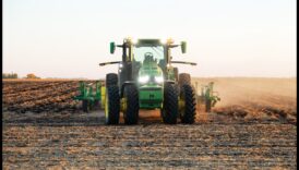 טיולים כפריים: כלי רכב אוטונומיים ככלים חיוניים בחקלאות ובחקלאות