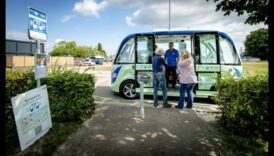 מעבר למדרכה: חקר שטחים קשים עם רכיבה אוטונומית בשטח