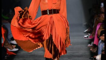 אלגנטיות אורבנית: תלבושות מודרניות המגדירות מחדש את סגנון העיר